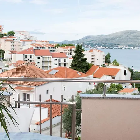 Apartments Lero *
