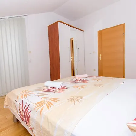 Apartments Lero