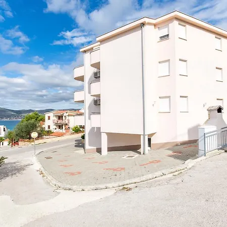 Apartment Apartments Lero