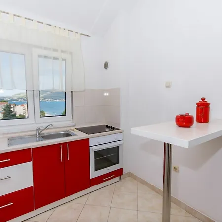 Apartments Lero * Okrug Gornji