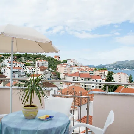 Apartments Lero