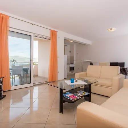 Apartment Apartments Lero